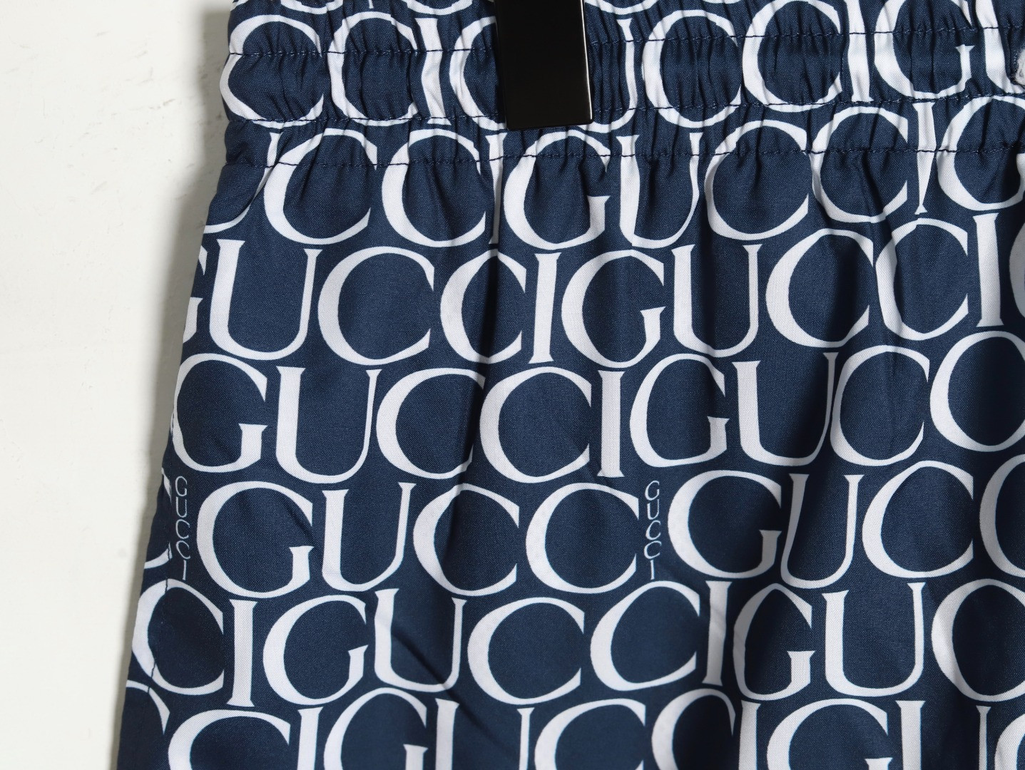 G*u*i 24ss shorts