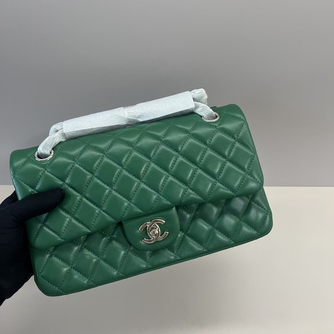 Ch*el flap bag 25x15x6cm