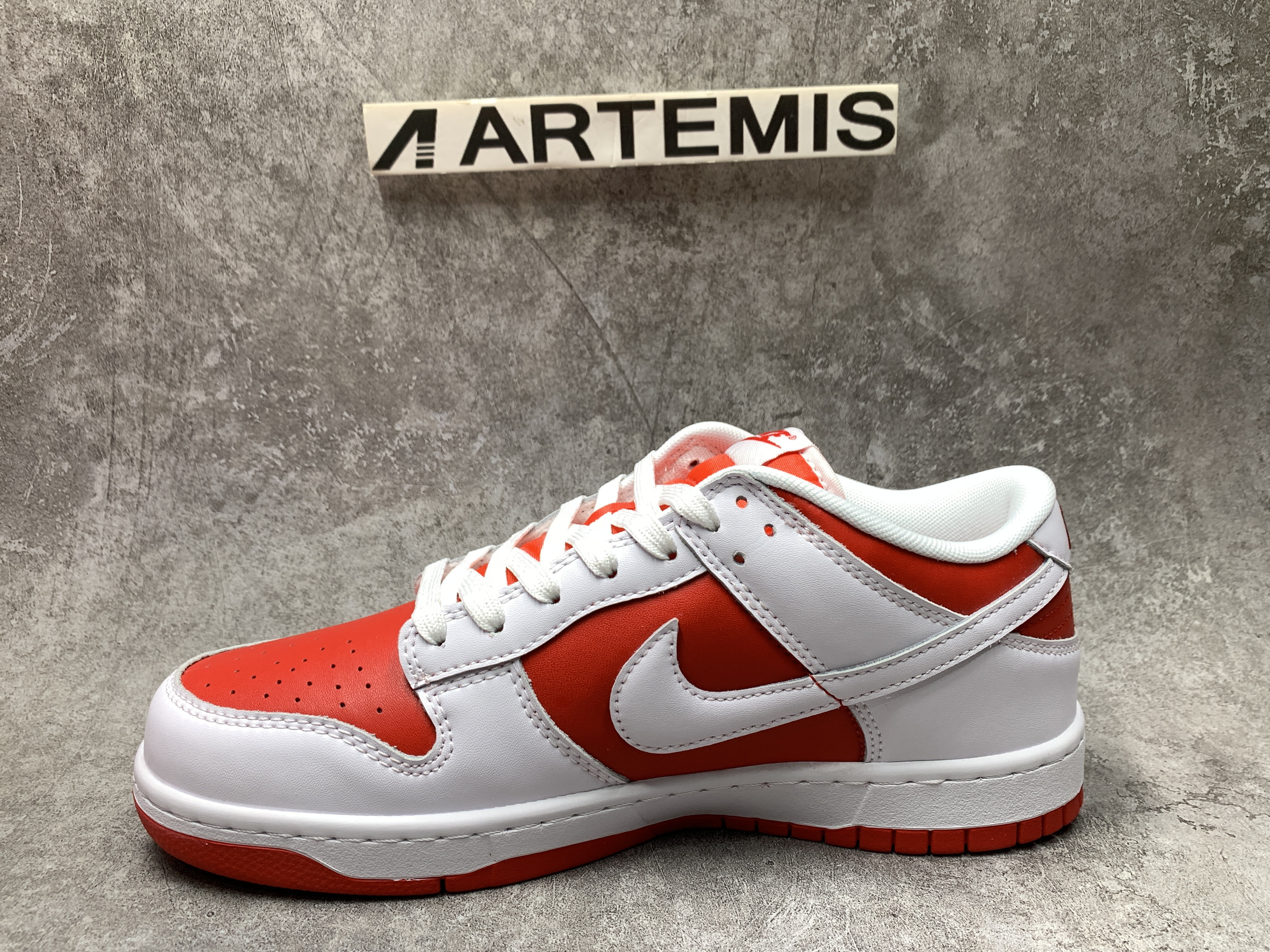 Nike Dunk Low White University Red