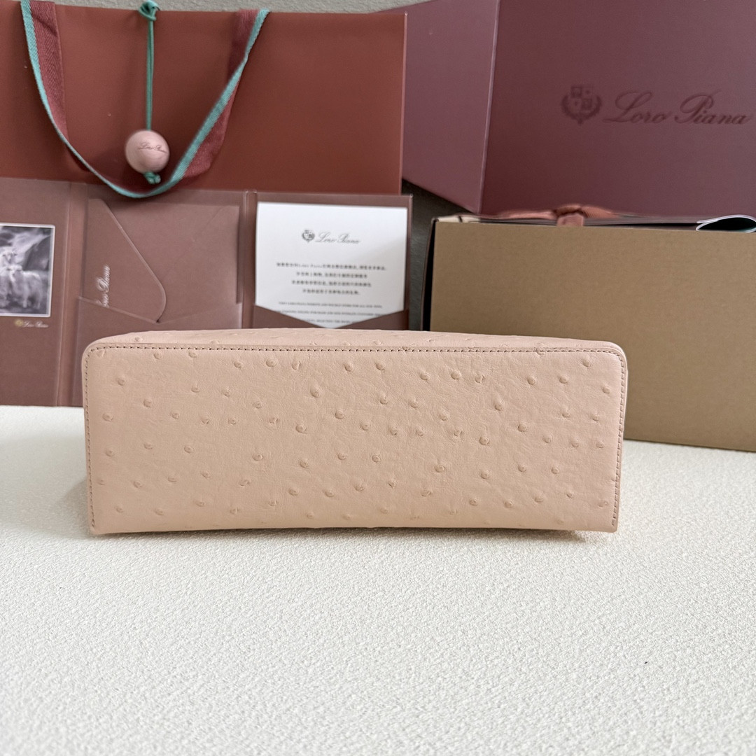 L**o p*ana extra pocket l27 ostrich-grained leather 16x27x10cm